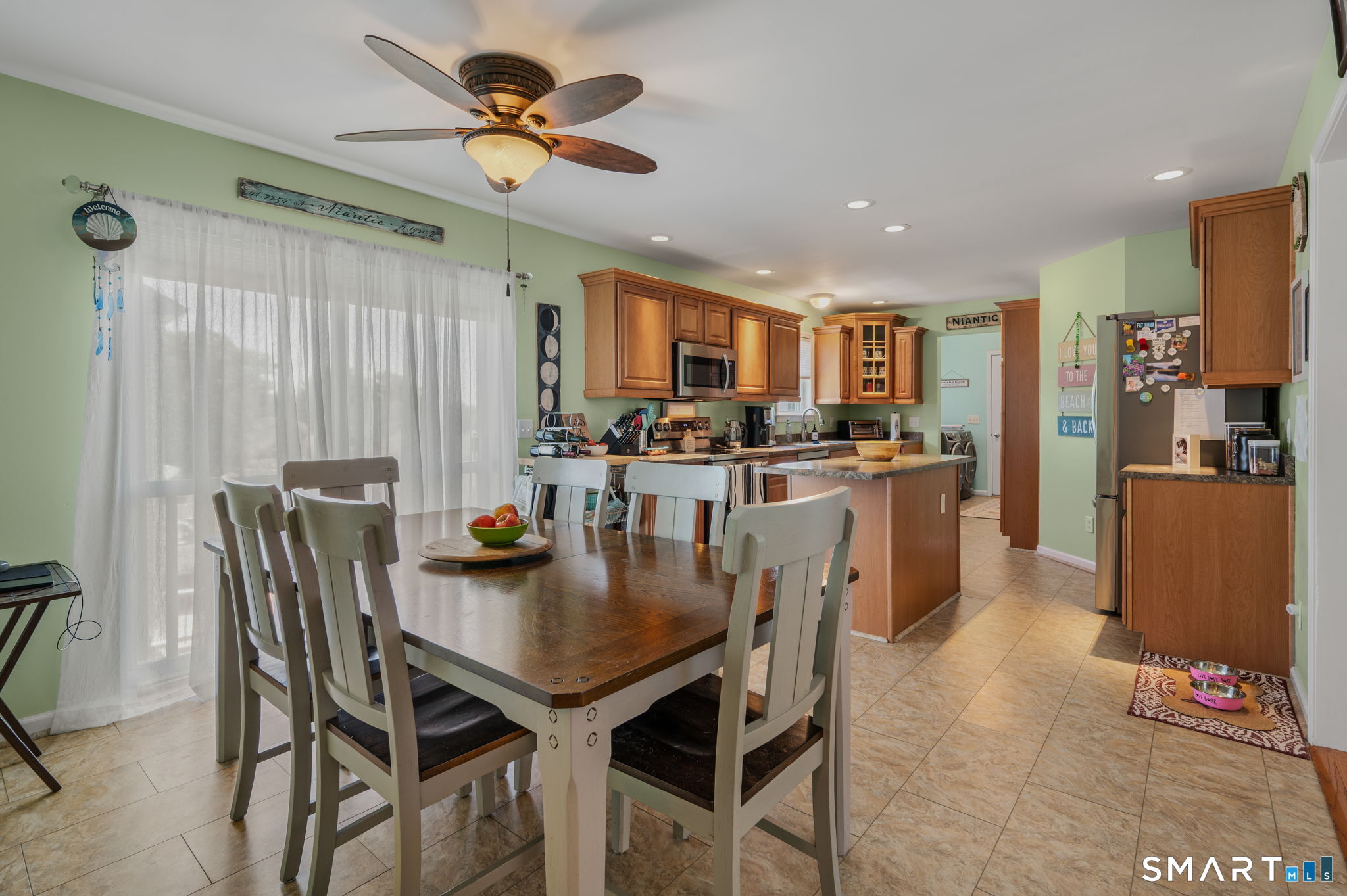 4 Sunrise Avenue East Lyme CT 06357