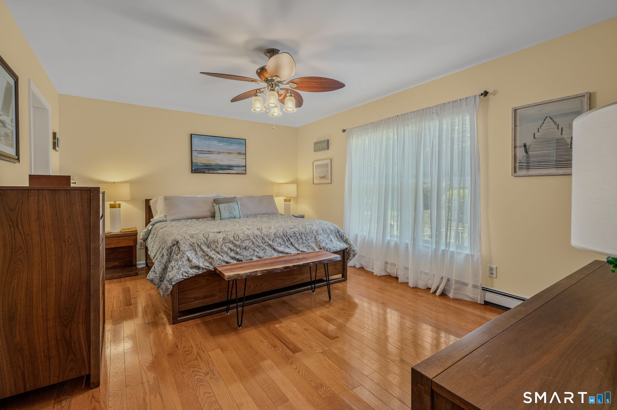 4 Sunrise Avenue East Lyme CT 06357