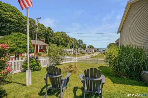 4 Sunrise Avenue East Lyme CT 06357