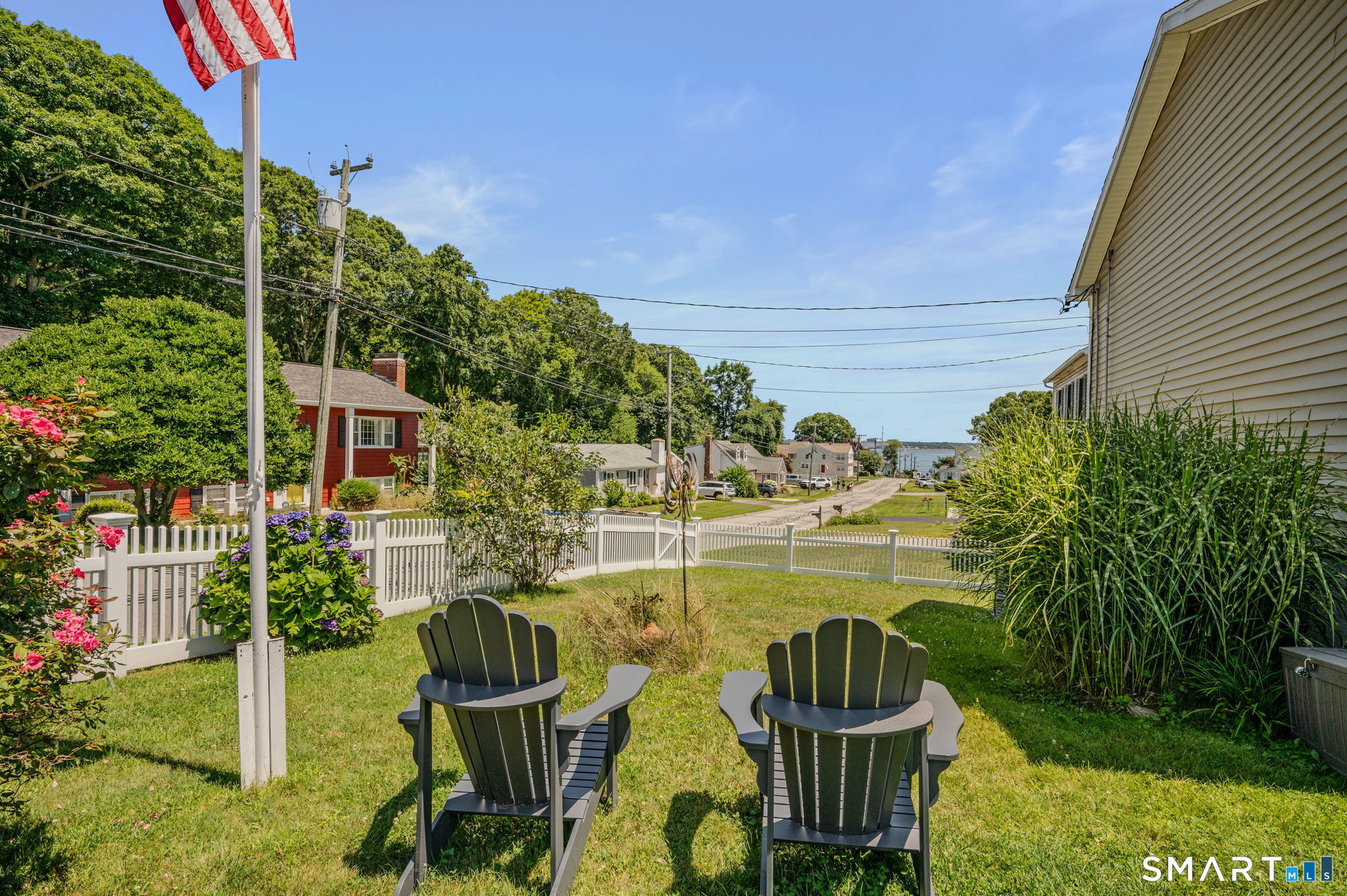 4 Sunrise Avenue East Lyme CT 06357