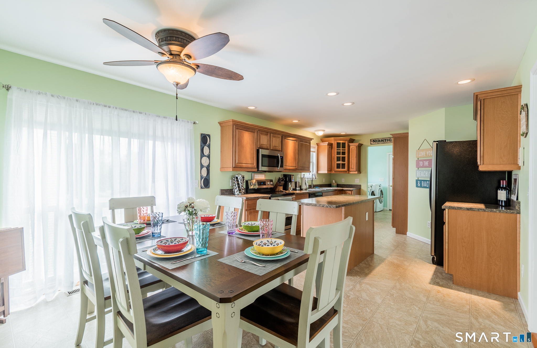 4 Sunrise Avenue East Lyme CT 06357
