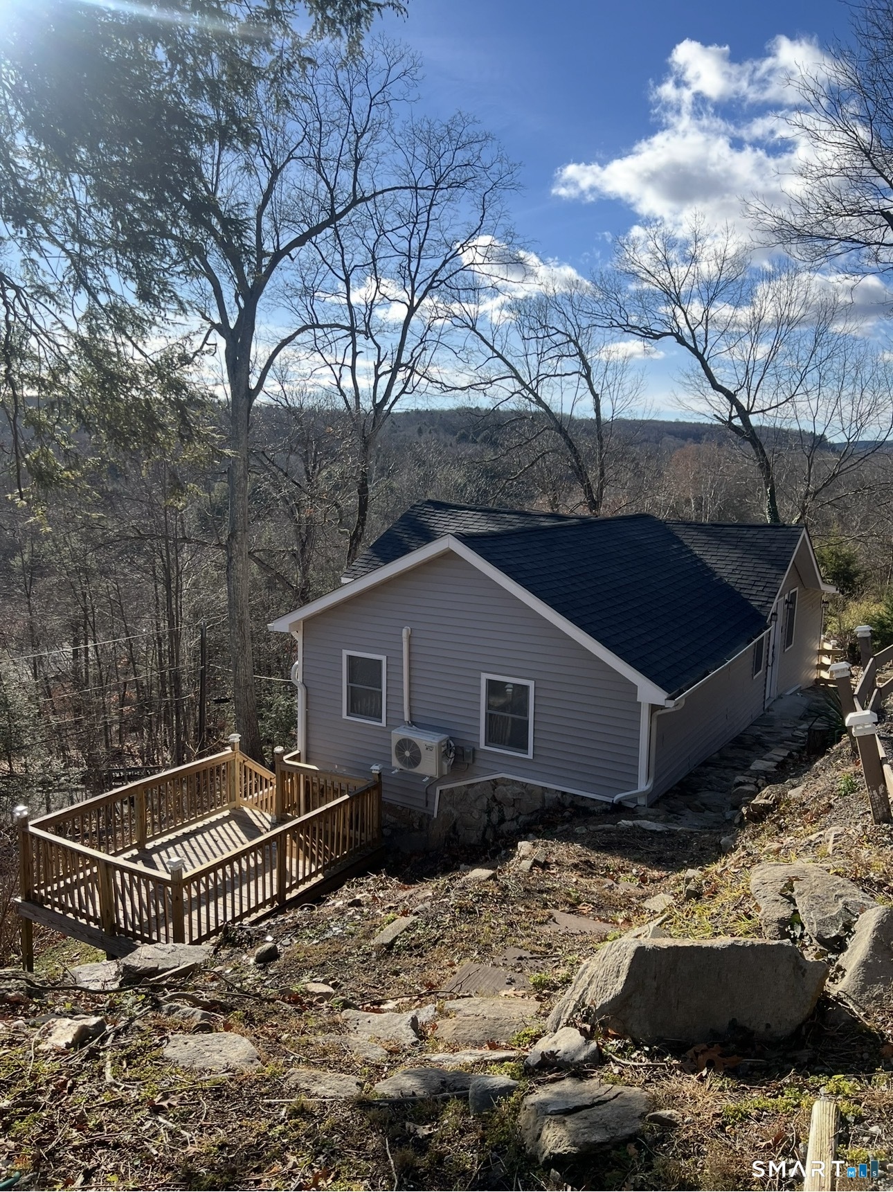 22 Hemlock Trail Newtown CT 06482