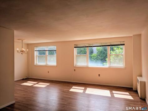889 Farmington Avenue West Hartford CT 06119