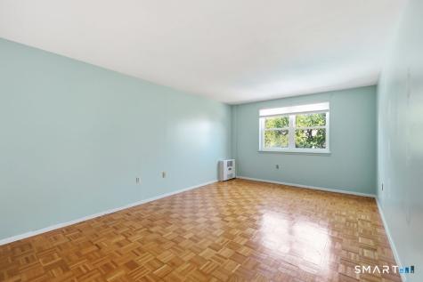 889 Farmington Avenue West Hartford CT 06119