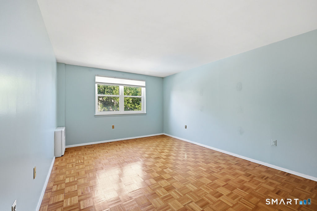 889 Farmington Avenue West Hartford CT 06119