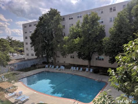 889 Farmington Avenue West Hartford CT 06119