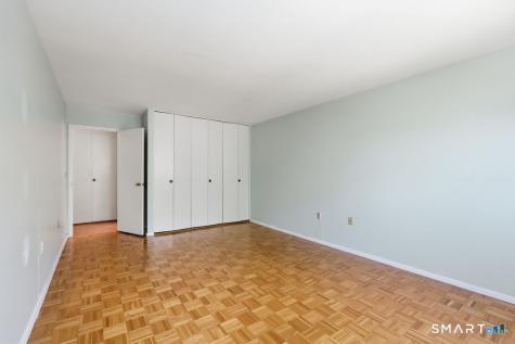 889 Farmington Avenue West Hartford CT 06119