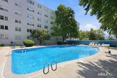 889 Farmington Avenue West Hartford CT 06119