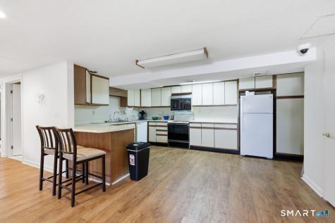 889 Farmington Avenue West Hartford CT 06119