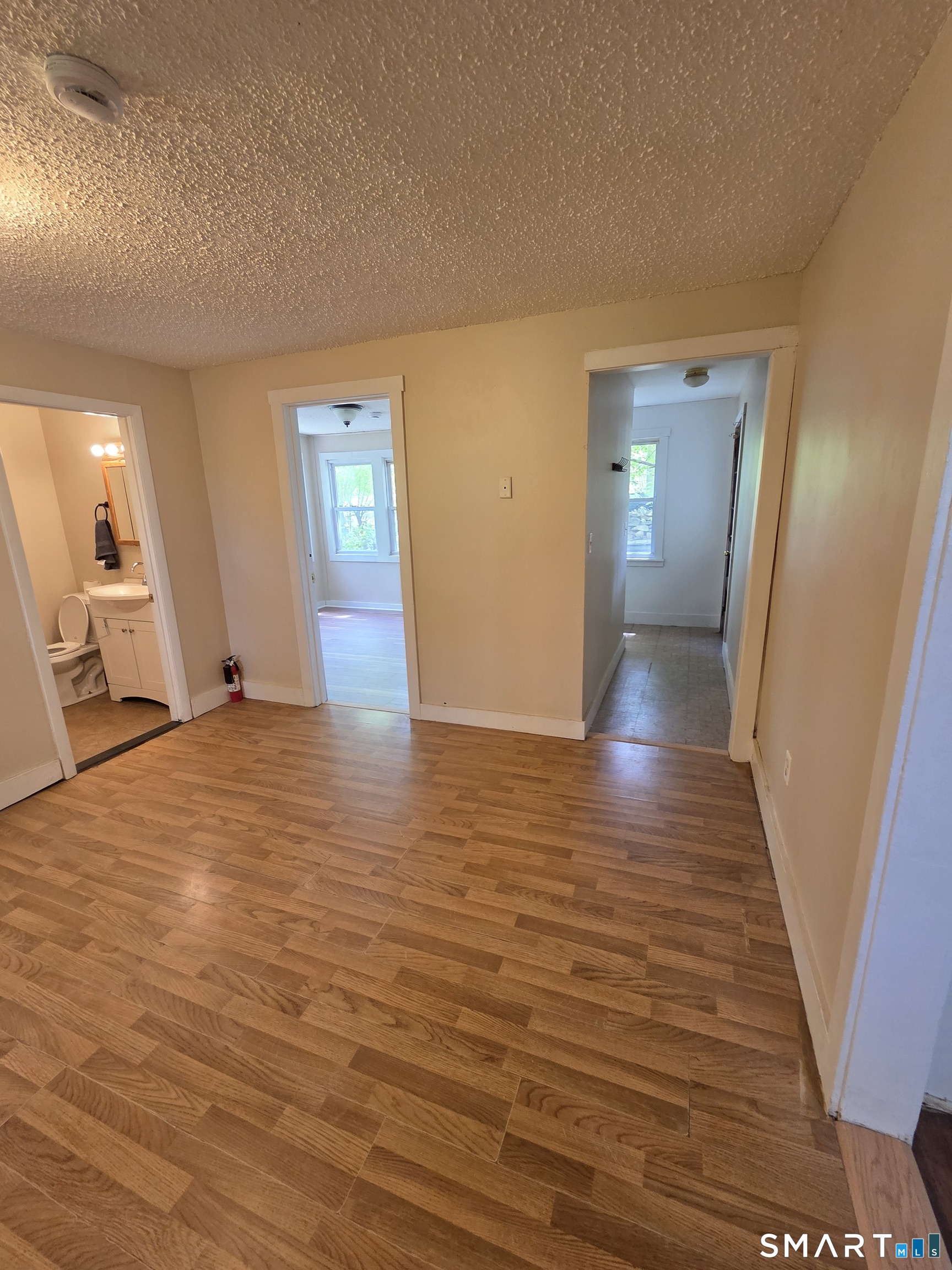 22 Lakeview Street East Hampton CT 06424