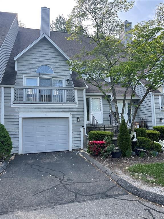 16 Hawley Glen Stratford CT 06614