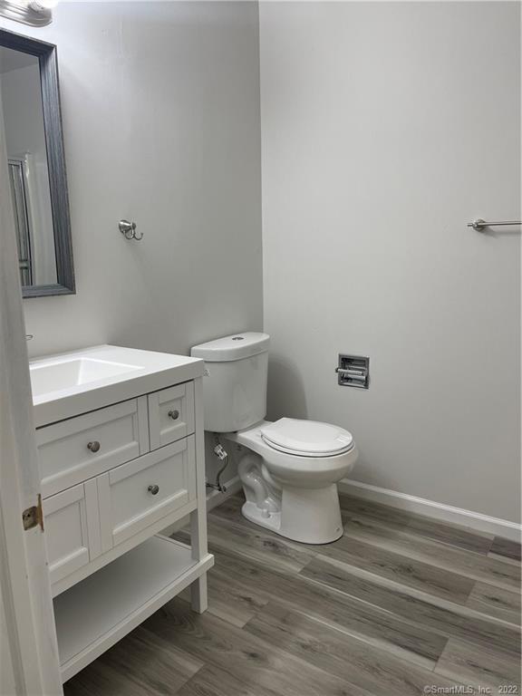 16 Hawley Glen Stratford CT 06614