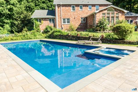 208 Adams Road Easton CT 06612