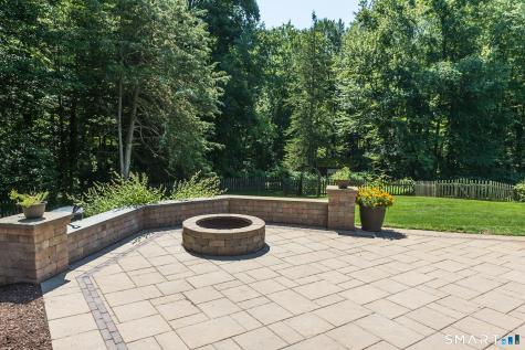 208 Adams Road Easton CT 06612