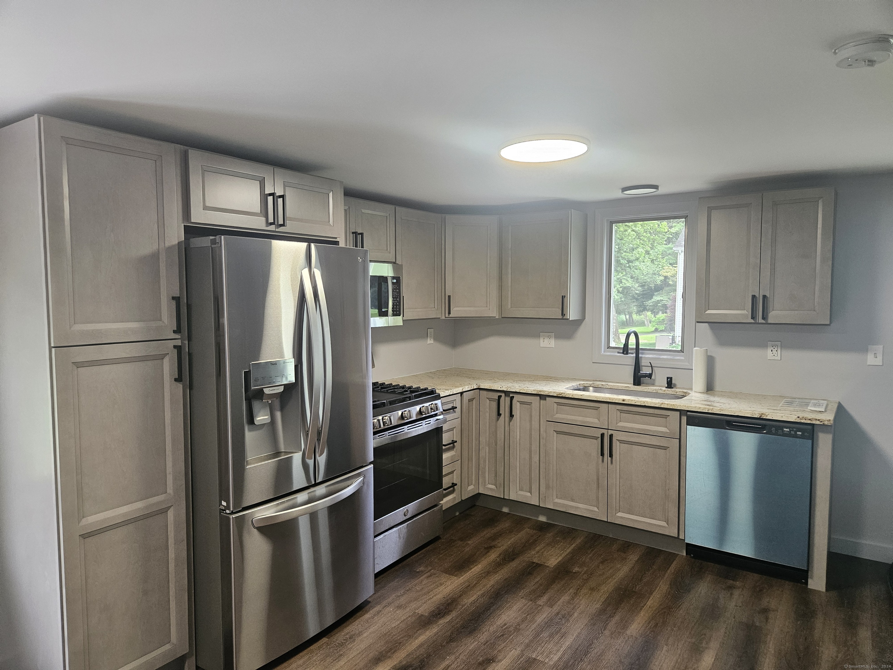 382 Flanders Road Stonington CT 06378
