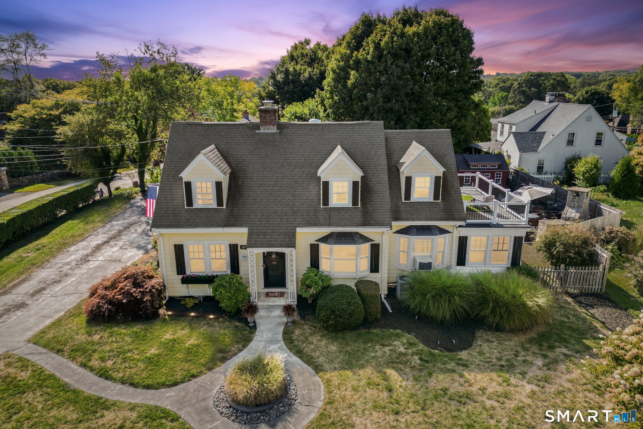 899 Ocean Avenue New London CT 06320