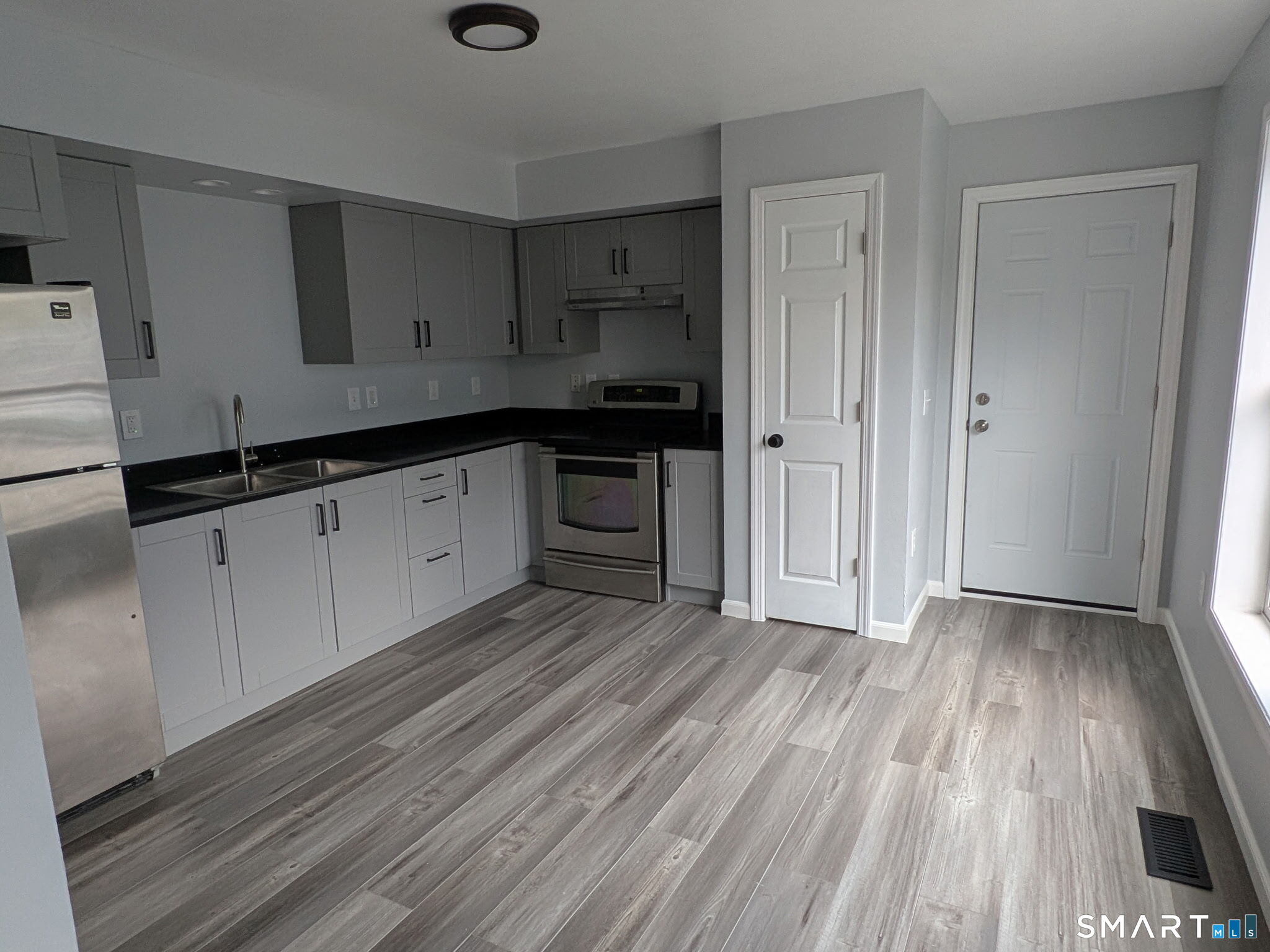619 Shelton Street Bridgeport CT 06608