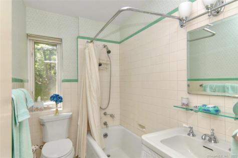57 Drum Hill Lane Stamford CT 06902