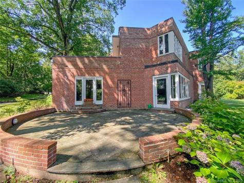 57 Drum Hill Lane Stamford CT 06902