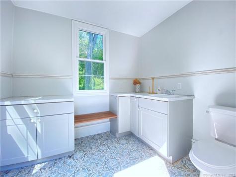 57 Drum Hill Lane Stamford CT 06902