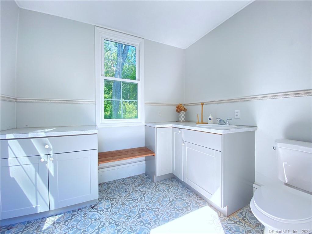 57 Drum Hill Lane Stamford CT 06902