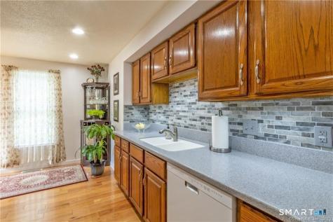 152 Summer Street Portland CT 06480