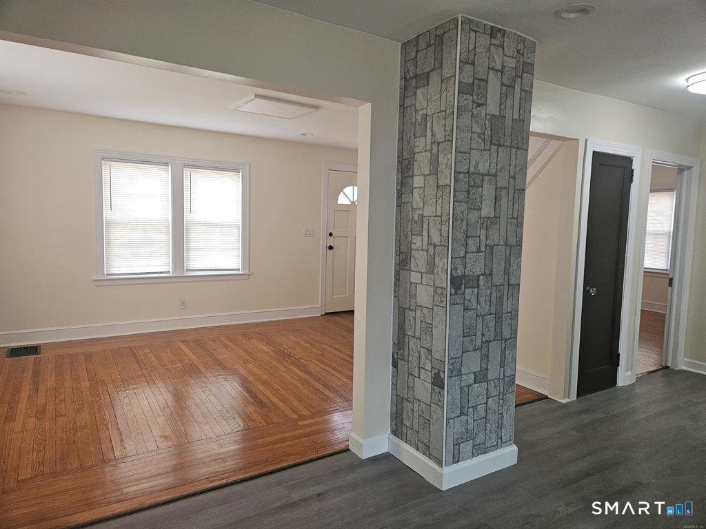 43 Old Windsor Avenue Bloomfield CT 06002