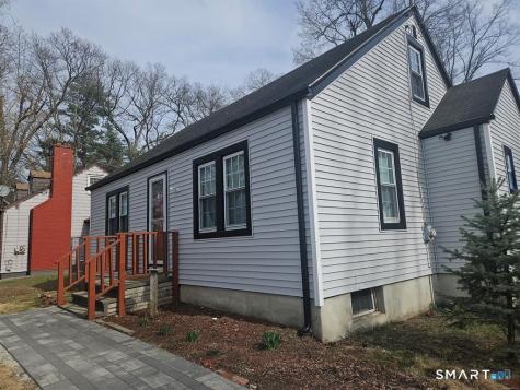 43 Old Windsor Avenue Bloomfield CT 06002