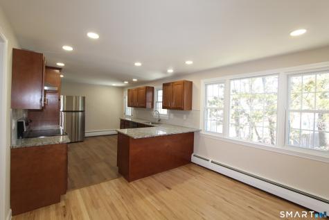 32 Lexington Circle Newington CT 06111