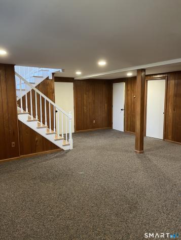 32 Lexington Circle Newington CT 06111