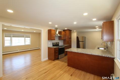 32 Lexington Circle Newington CT 06111