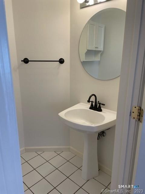 1002 Larson Drive Danbury CT 06810