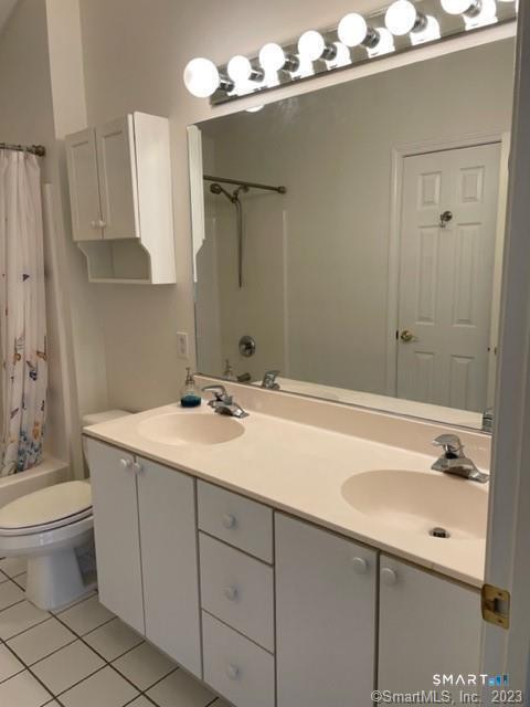 1002 Larson Drive Danbury CT 06810