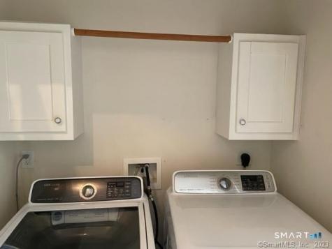 1002 Larson Drive Danbury CT 06810