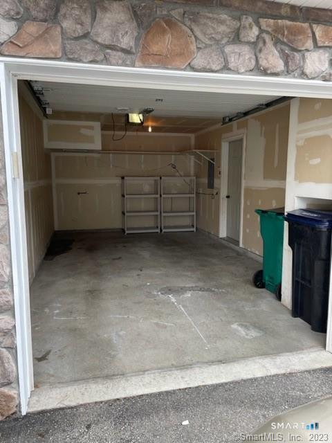1002 Larson Drive Danbury CT 06810