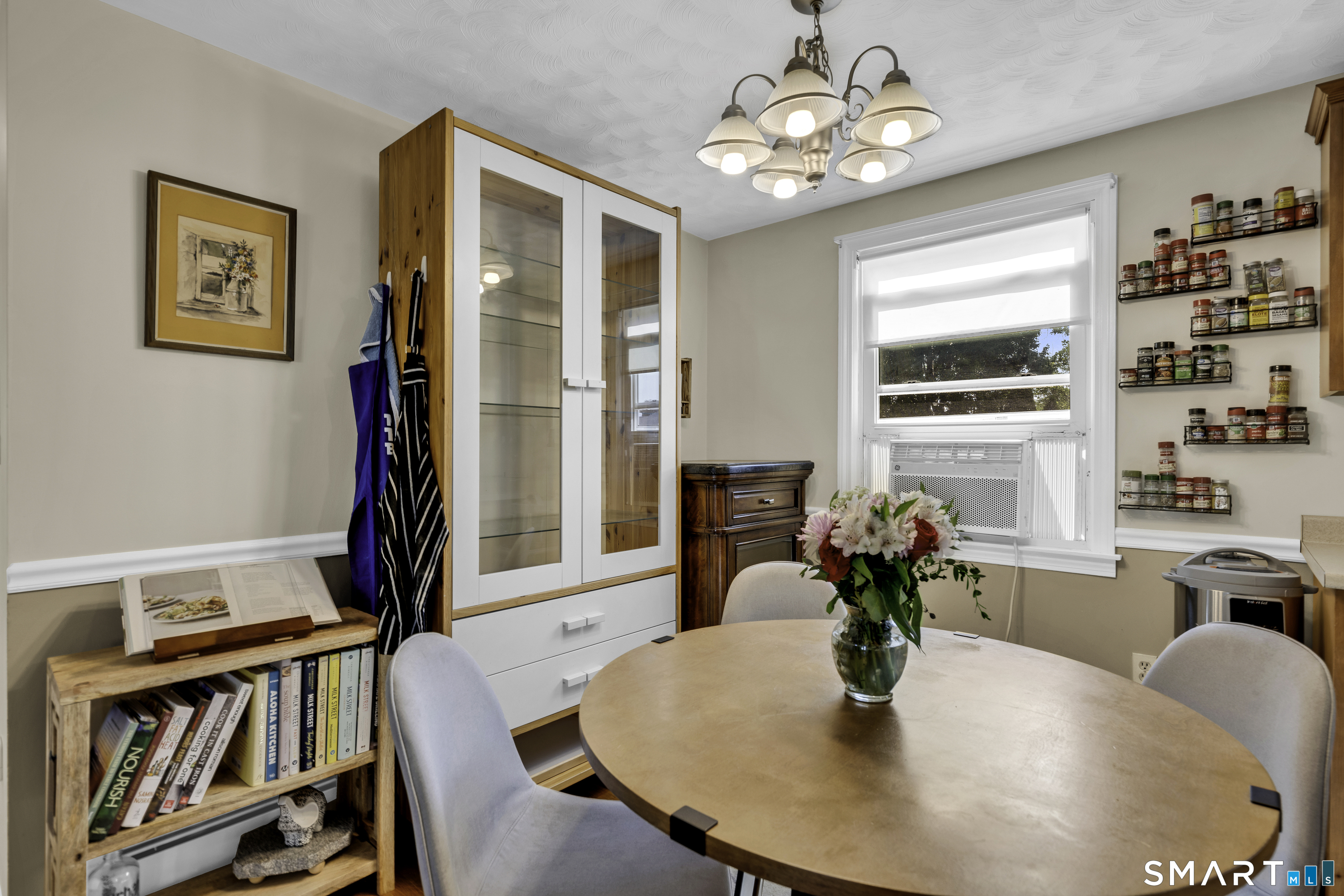 9 Sam Street Enfield CT 06082