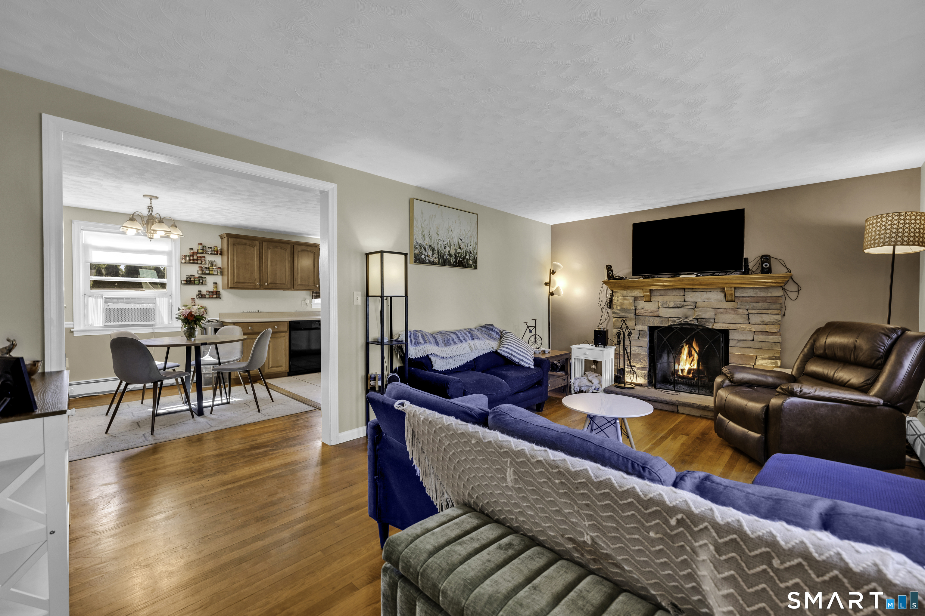 9 Sam Street Enfield CT 06082