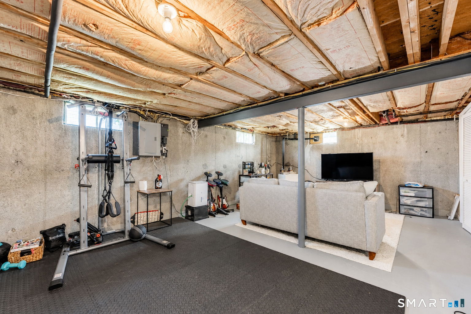 9 Sam Street Enfield CT 06082