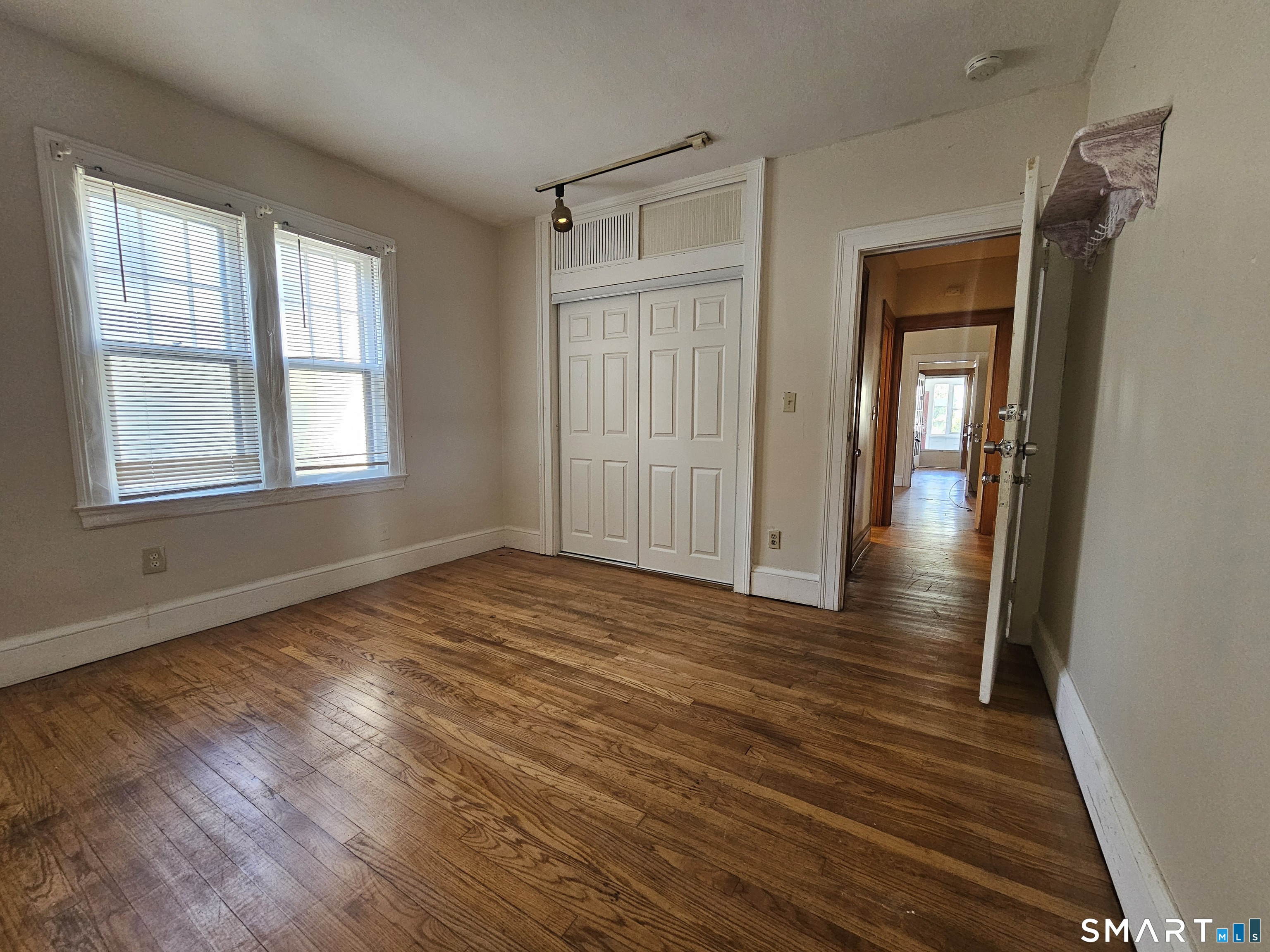 33 Woodmere Road West Hartford CT 06119