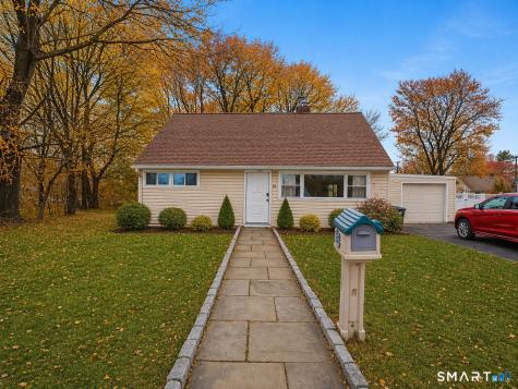 69 Seaver Circle Bridgeport CT 06606