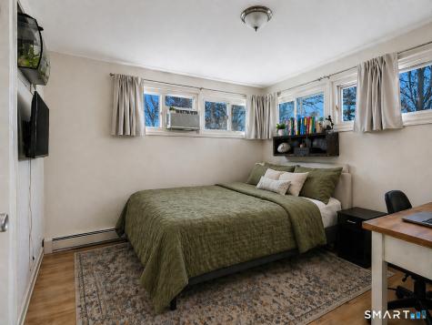 69 Seaver Circle Bridgeport CT 06606