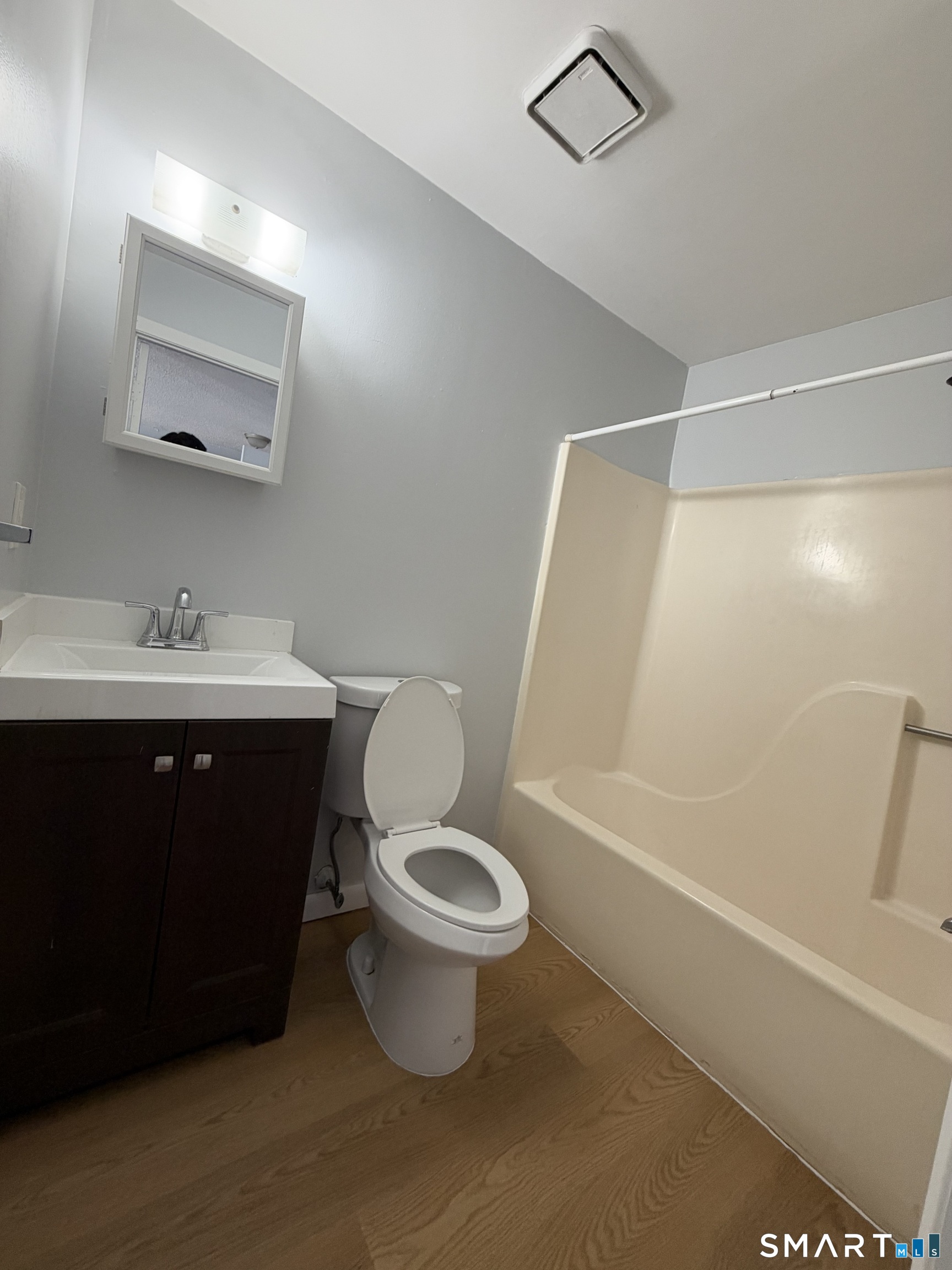 4 Warwick Street New Haven CT 06513