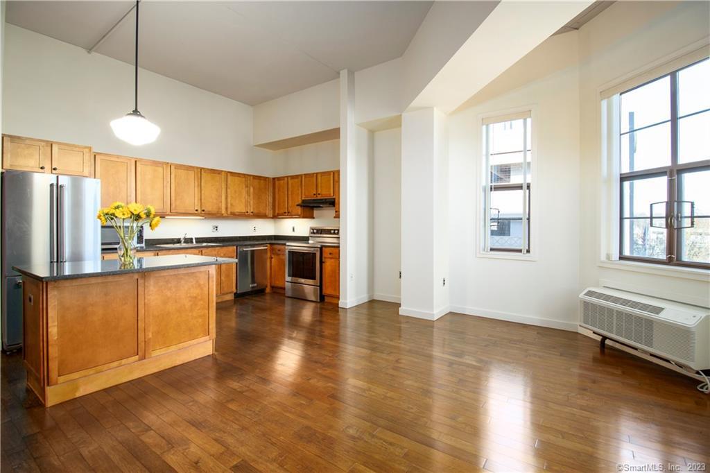 15 Dinah Road West Hartford CT 06107