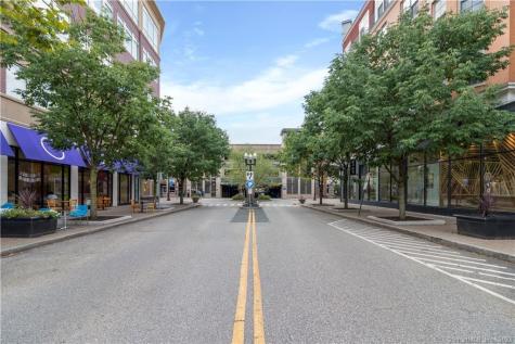 15 Dinah Road West Hartford CT 06107