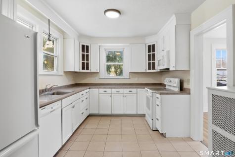 815 East Main Street Branford CT 06405