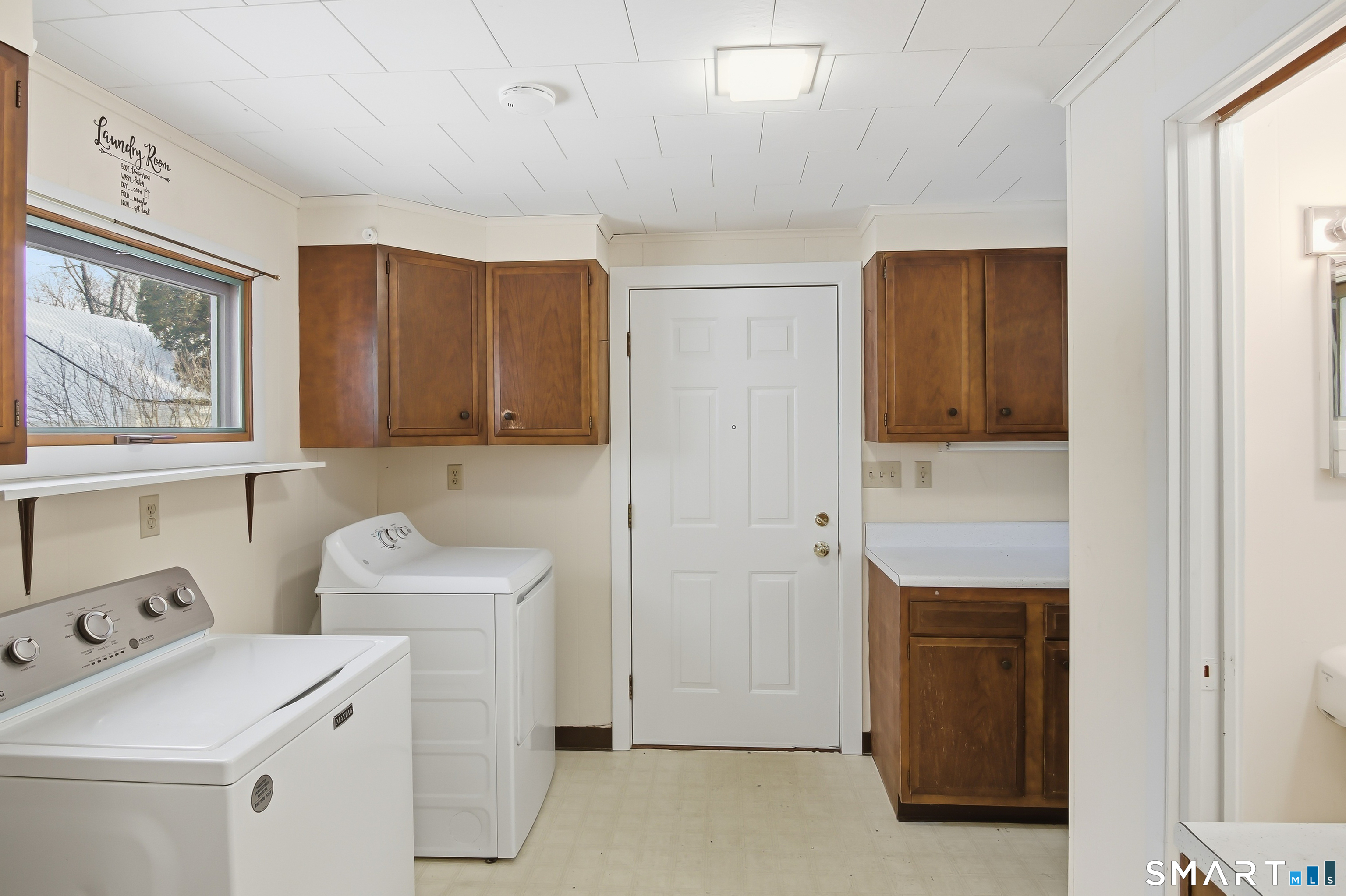 815 East Main Street Branford CT 06405