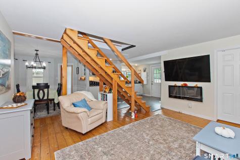29 Prospect Avenue East Lyme CT 06357
