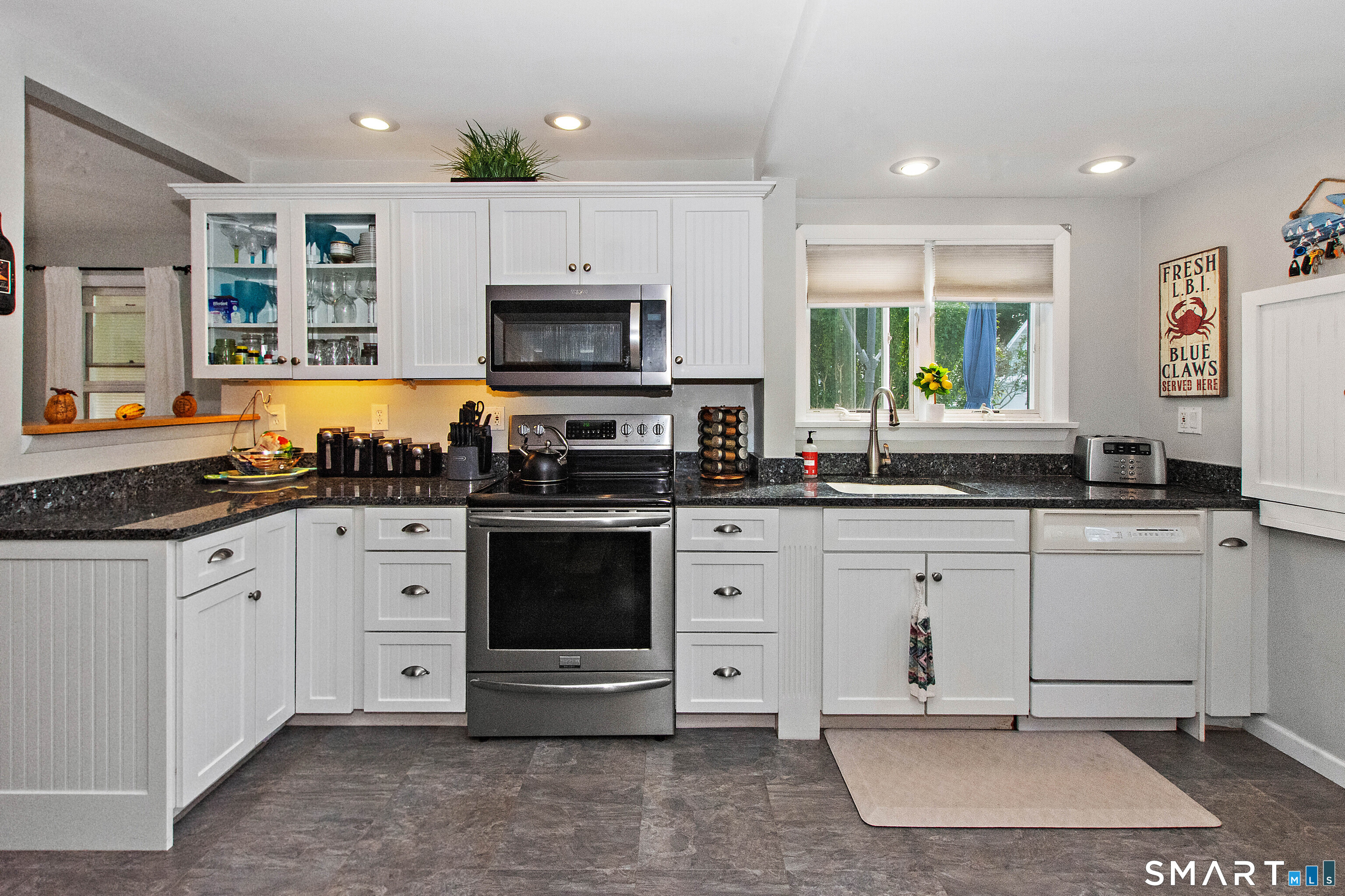 29 Prospect Avenue East Lyme CT 06357