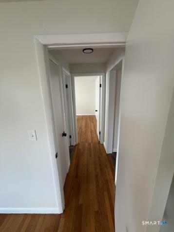 188 Edna Avenue Bridgeport CT 06610