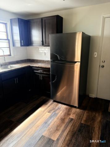 188 Edna Avenue Bridgeport CT 06610